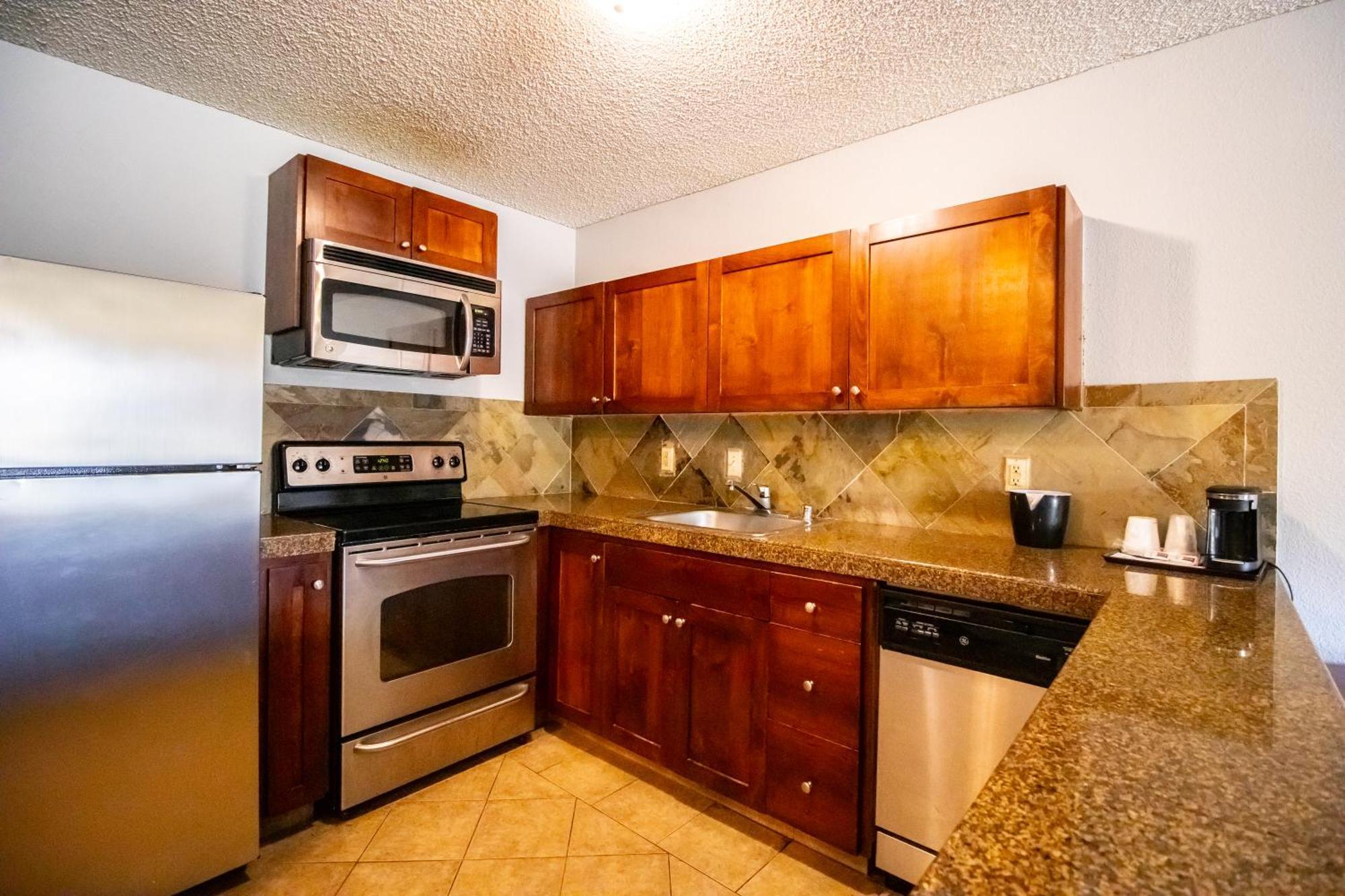 Red Lion Inn & Suites Vancouver Buitenkant foto