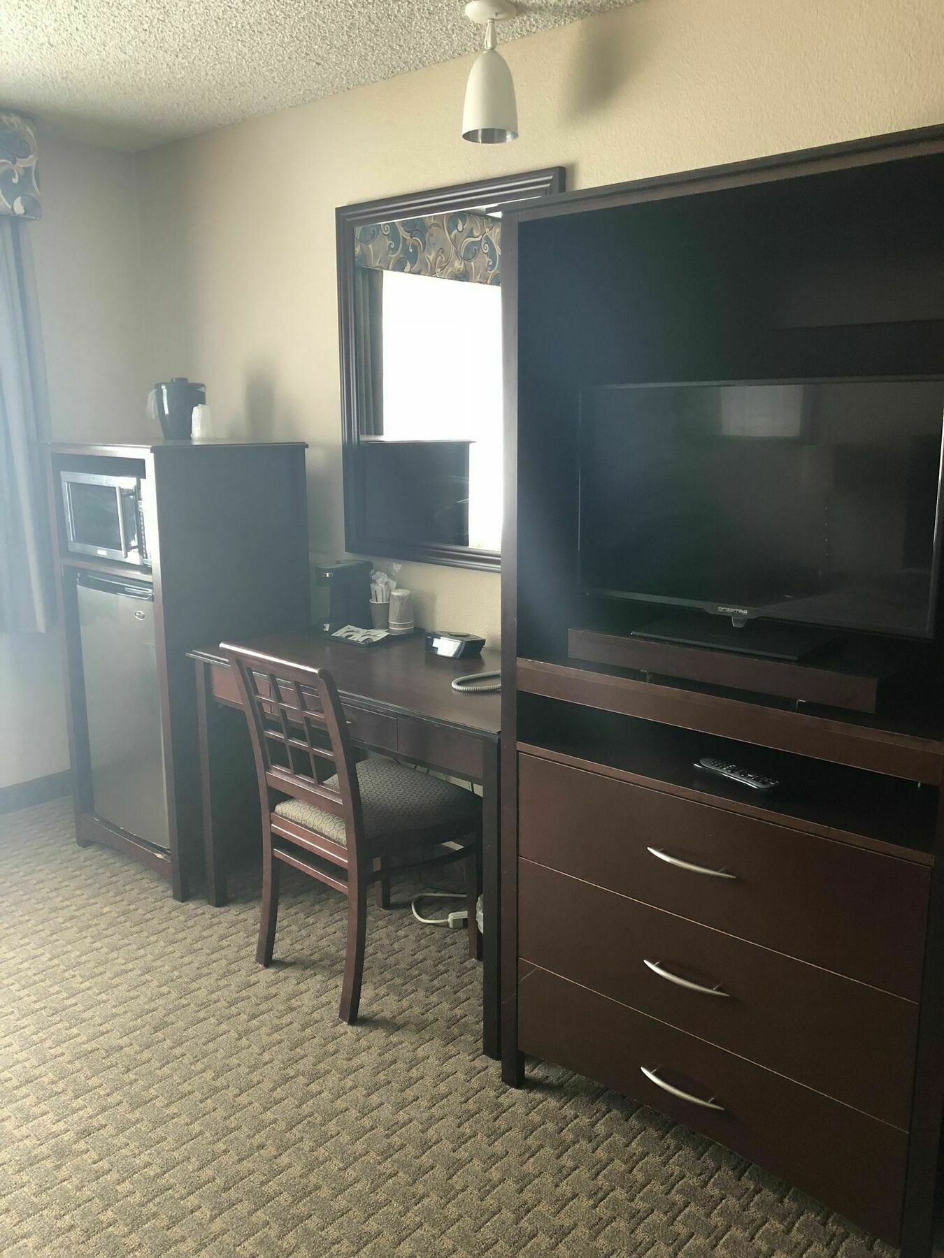 Red Lion Inn & Suites Vancouver Buitenkant foto